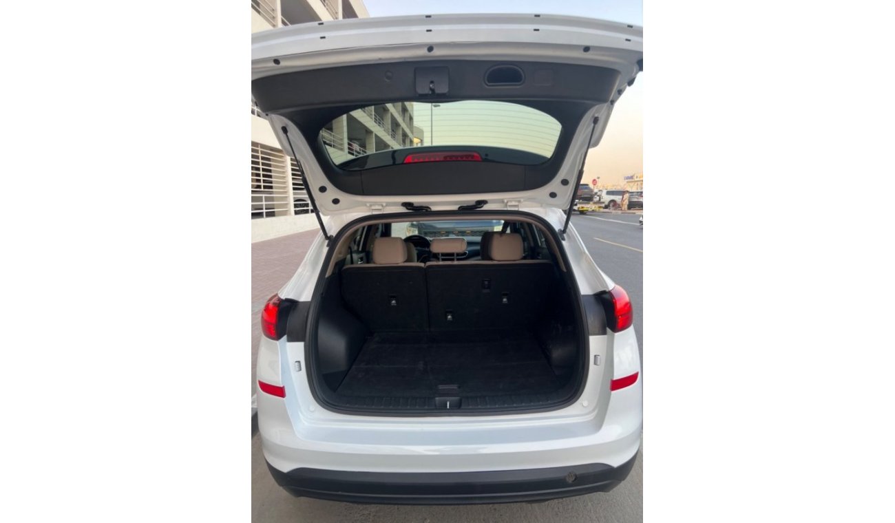 Hyundai Tucson 2.0L 2020 HYUNDAI TUCSON LIMITED 4x4 USA IMPORTED