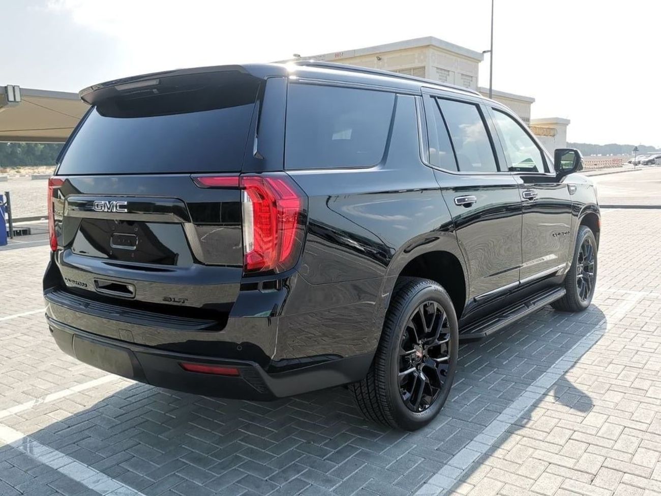 GMC Yukon GMC Yukon SLT Diesel - 2023 - Black