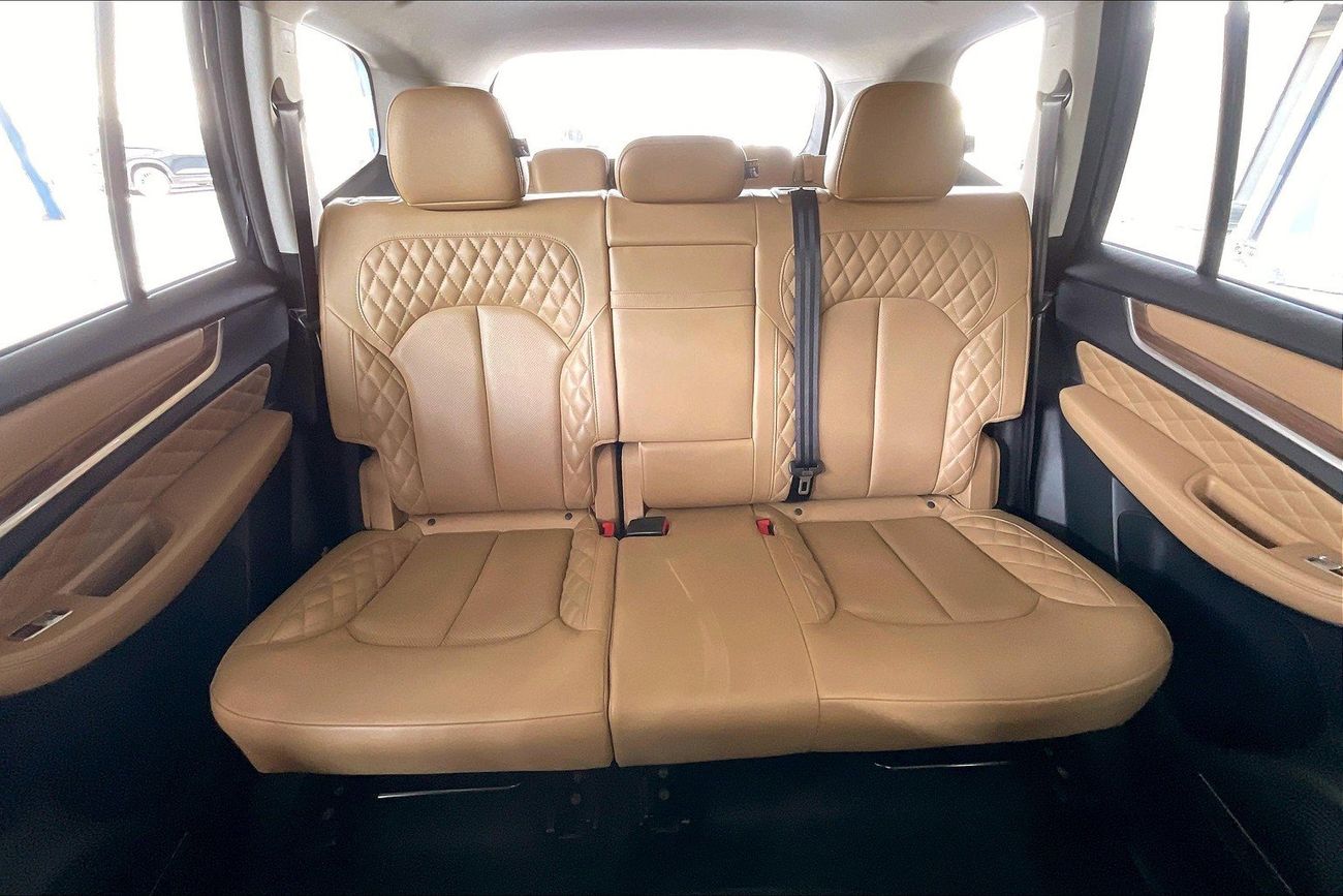 أم جي RX8 Luxury | شامل الضمان | 0 ﺪﻔﻋﺓ ﺃﻮﻟﻯ