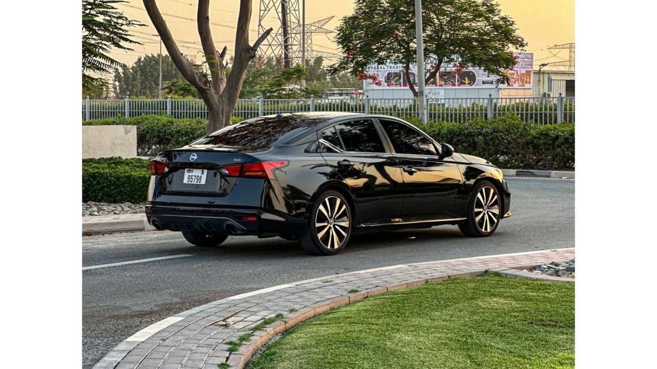 Nissan Altima NISSAN ALTIMA SR , 137,000 KM