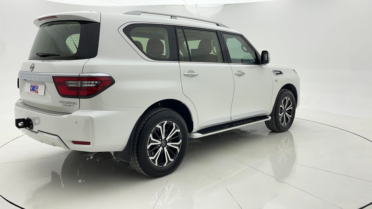 نيسان باترول LE TITANIUM 5.6 | بدون دفعة مقدمة | اختبار قيادة مجاني للمنزل