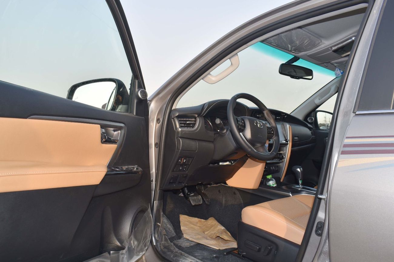 Toyota Fortuner SR5 Plus 4.0L