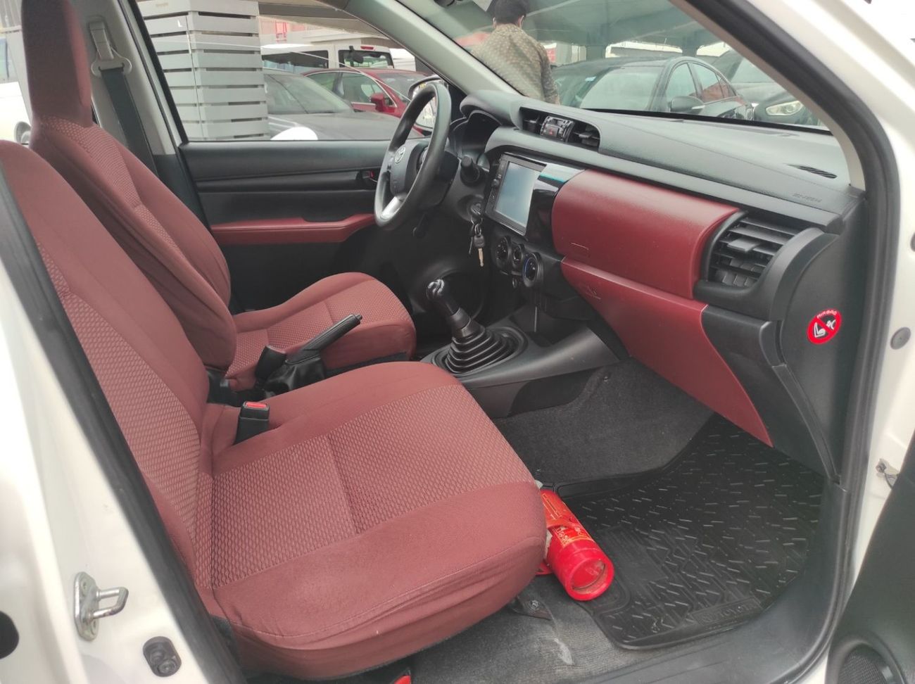 Toyota Hilux DLS 2.7L Toyota Hilux 2021 manual 4×2 petrol