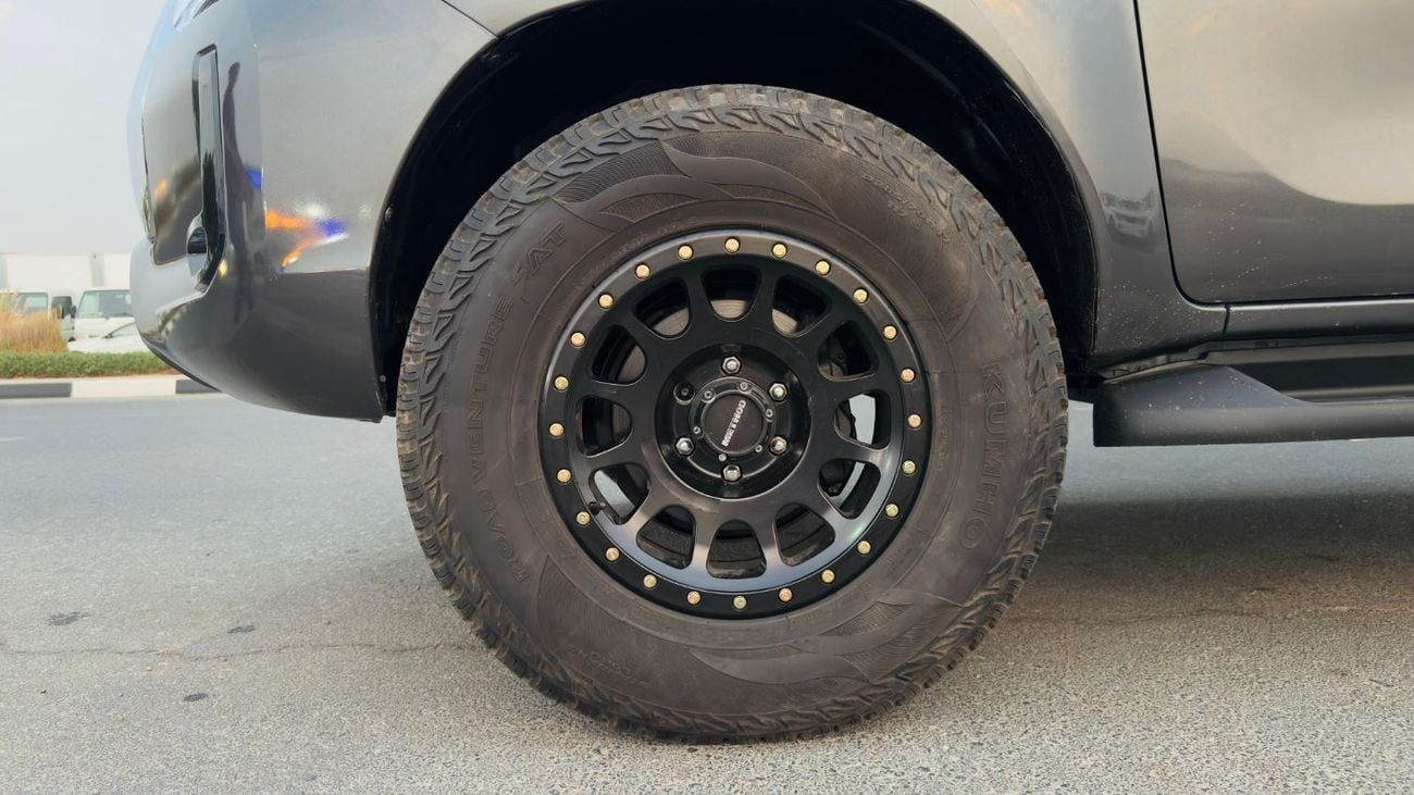 Toyota Hilux MODIFIED TO 2023 MODEL | DOUBLE CABIN | DIESEL ENGINE | 2.8L | AUTOMATIC TRANSMISSION | 2016