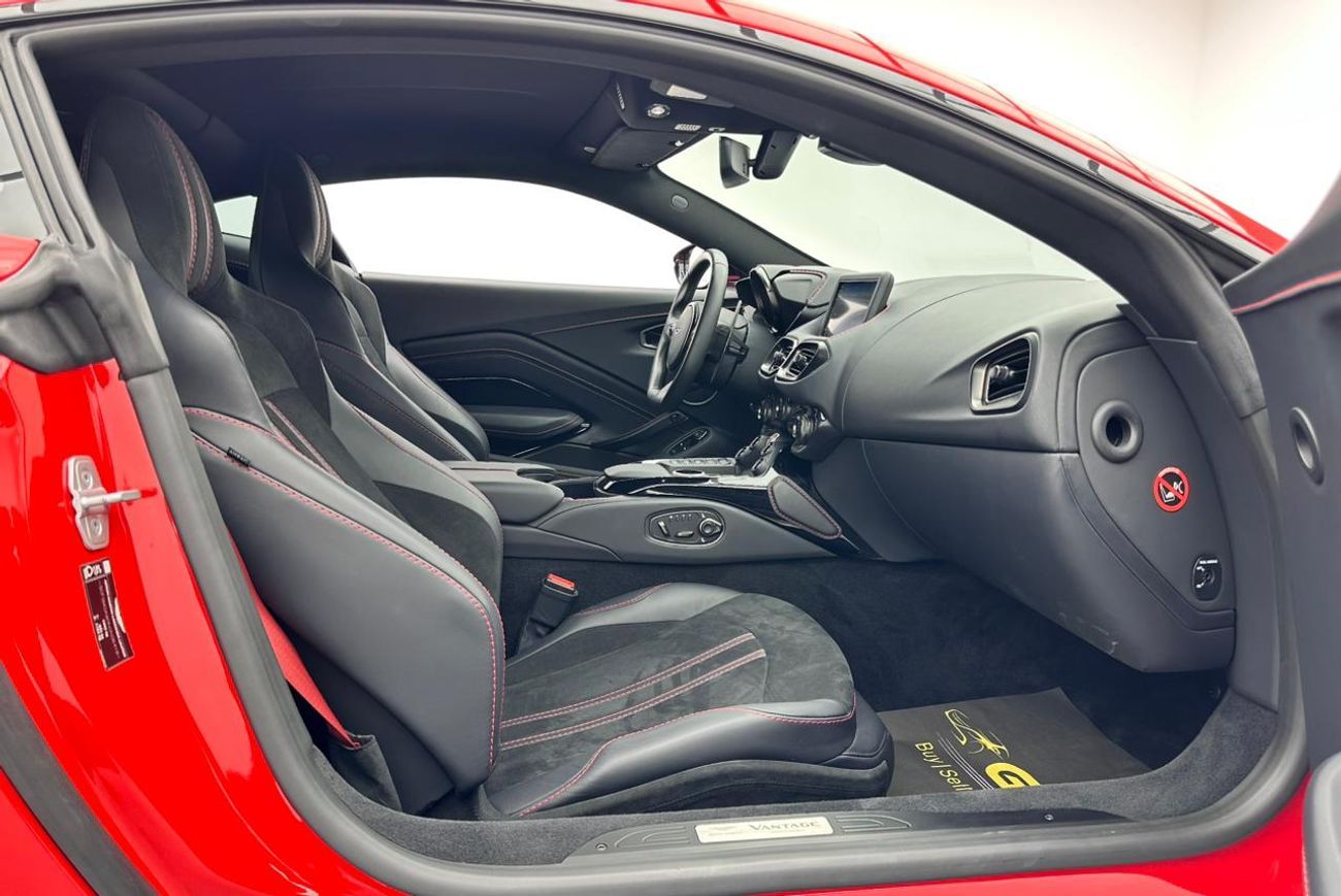 أستون مارتن فانتيج 2022 Aston Martin Vantage V8, 2027 Aston Martin Warranty, 2028 Aston Martin Service Contract, Aston