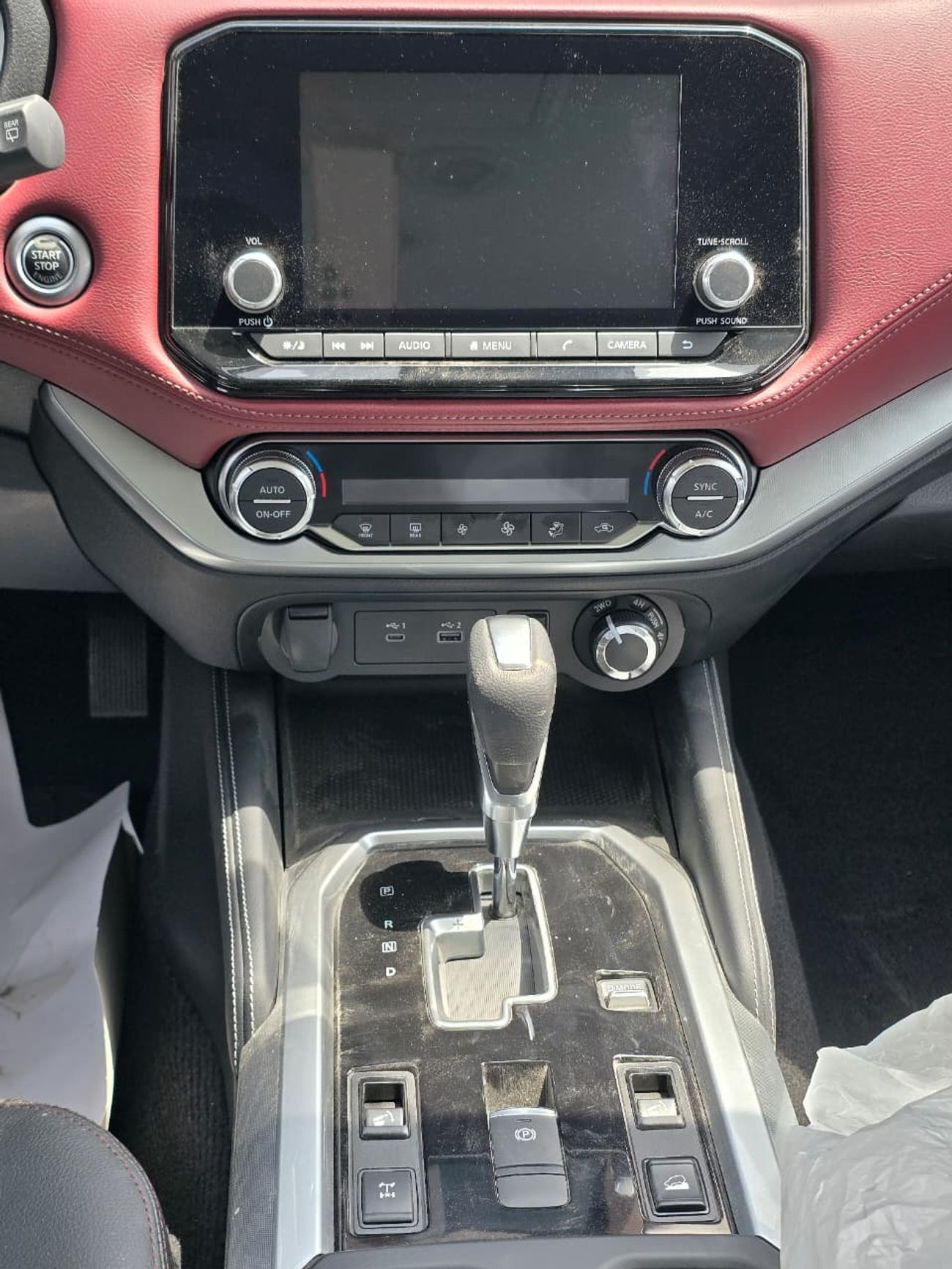 Nissan XTerra Platinum 2.5L AWD