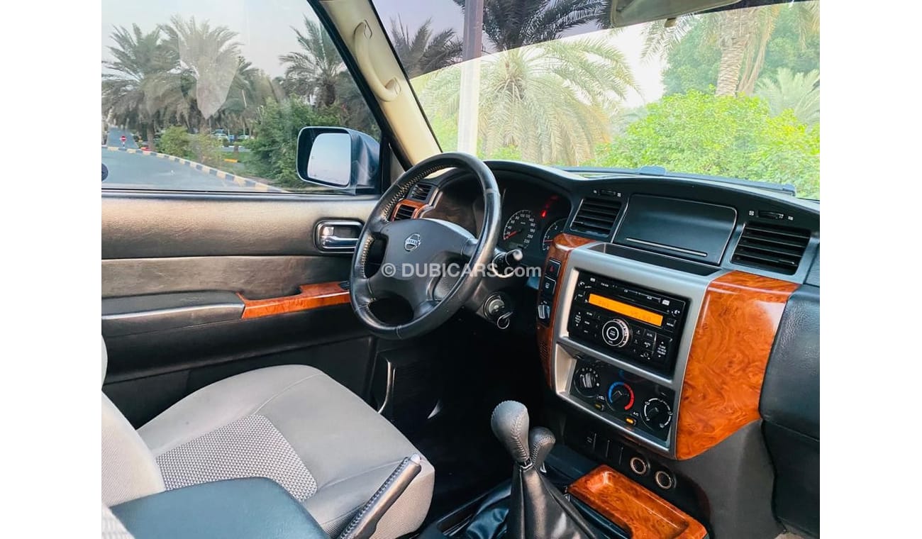 نيسان باترول سفاري نيسان باترول سفارى 2014 خليجي فل ابشن بحاله ممتازه بدون حوادث صبغ وكالة