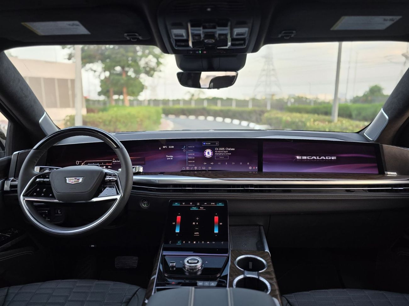 Cadillac Escalade Sport Platinum 6.2L 4WD