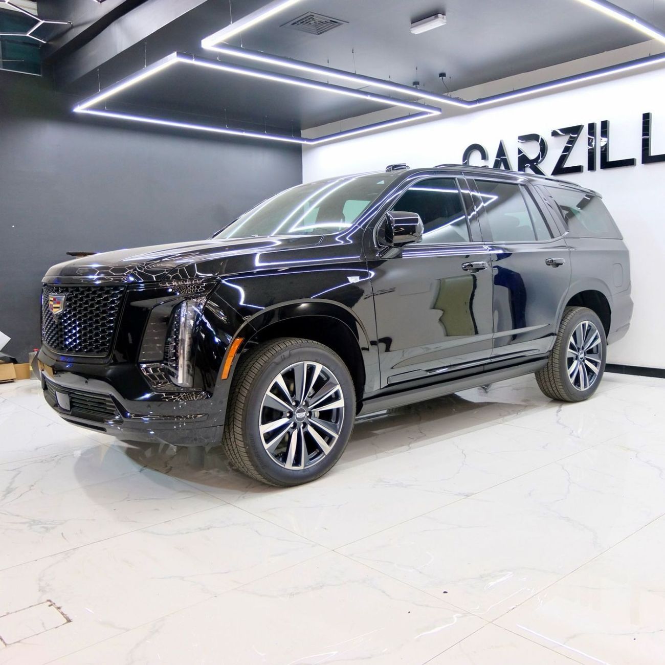 Cadillac Escalade Premium Luxury Platinum 6.2L 4WD Cadillac Escalade Premium Luxury Platinum 2025 | Under Warranty and