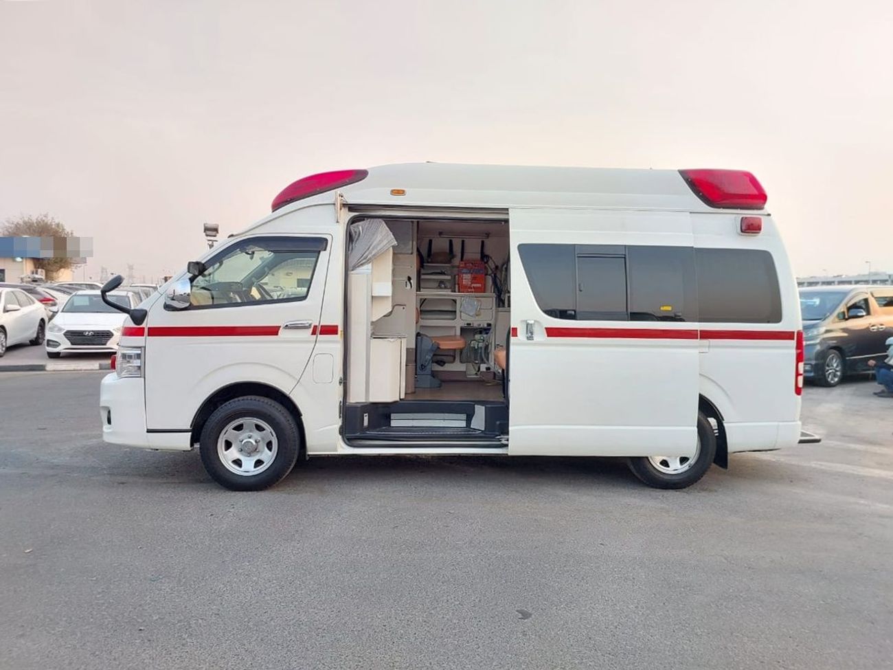 Toyota Hiace TOYOTA HIACE VAN AMBULANCE RHD 2012 MODEL 2.7 L PETROL AUTOMATIC(PM11200)