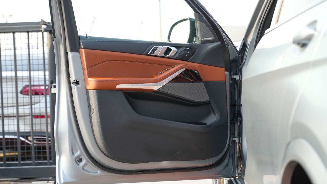 بي أم دبليو X7 M40i V6 M-Sport PRO 2026 MY EXPORT PRICE