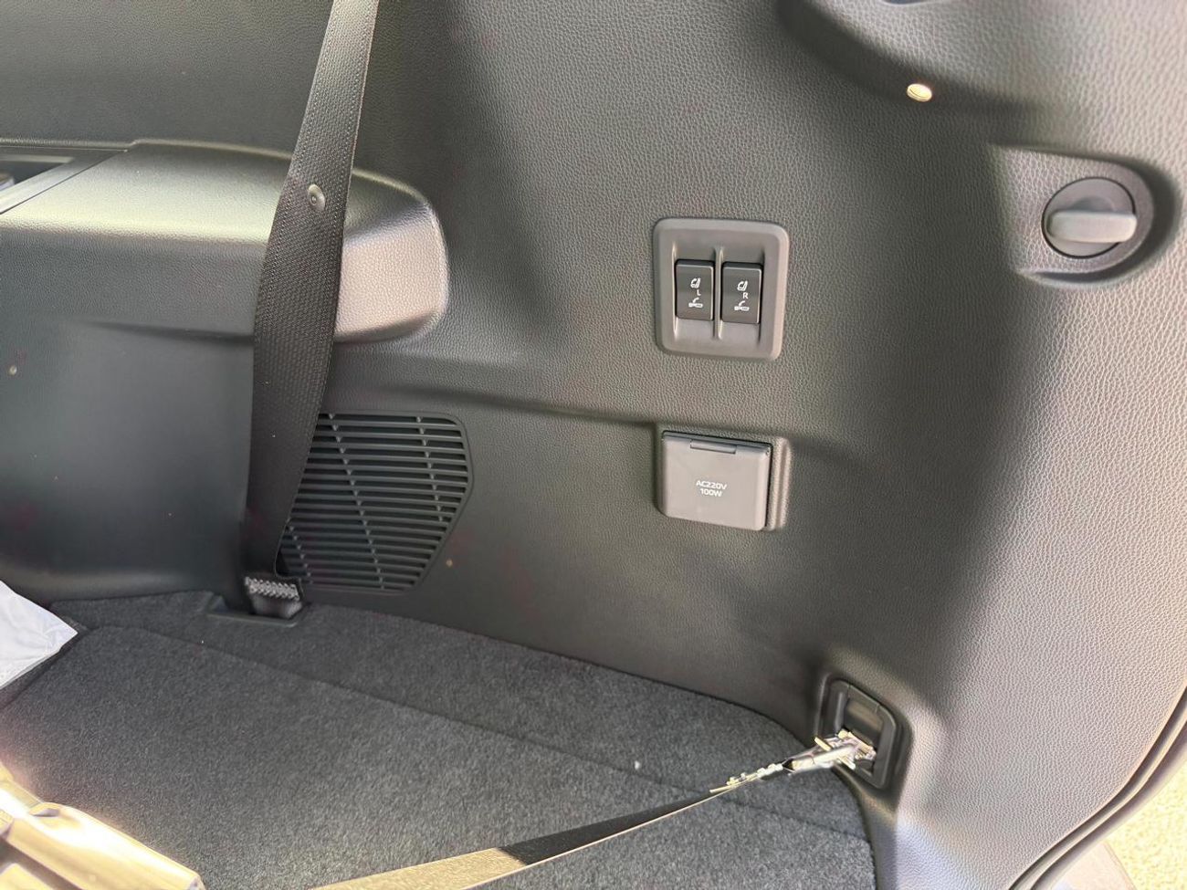 Toyota Prado 2.4L PETROL 4WD LUXURY AUTOMATIC TRANSMISSION