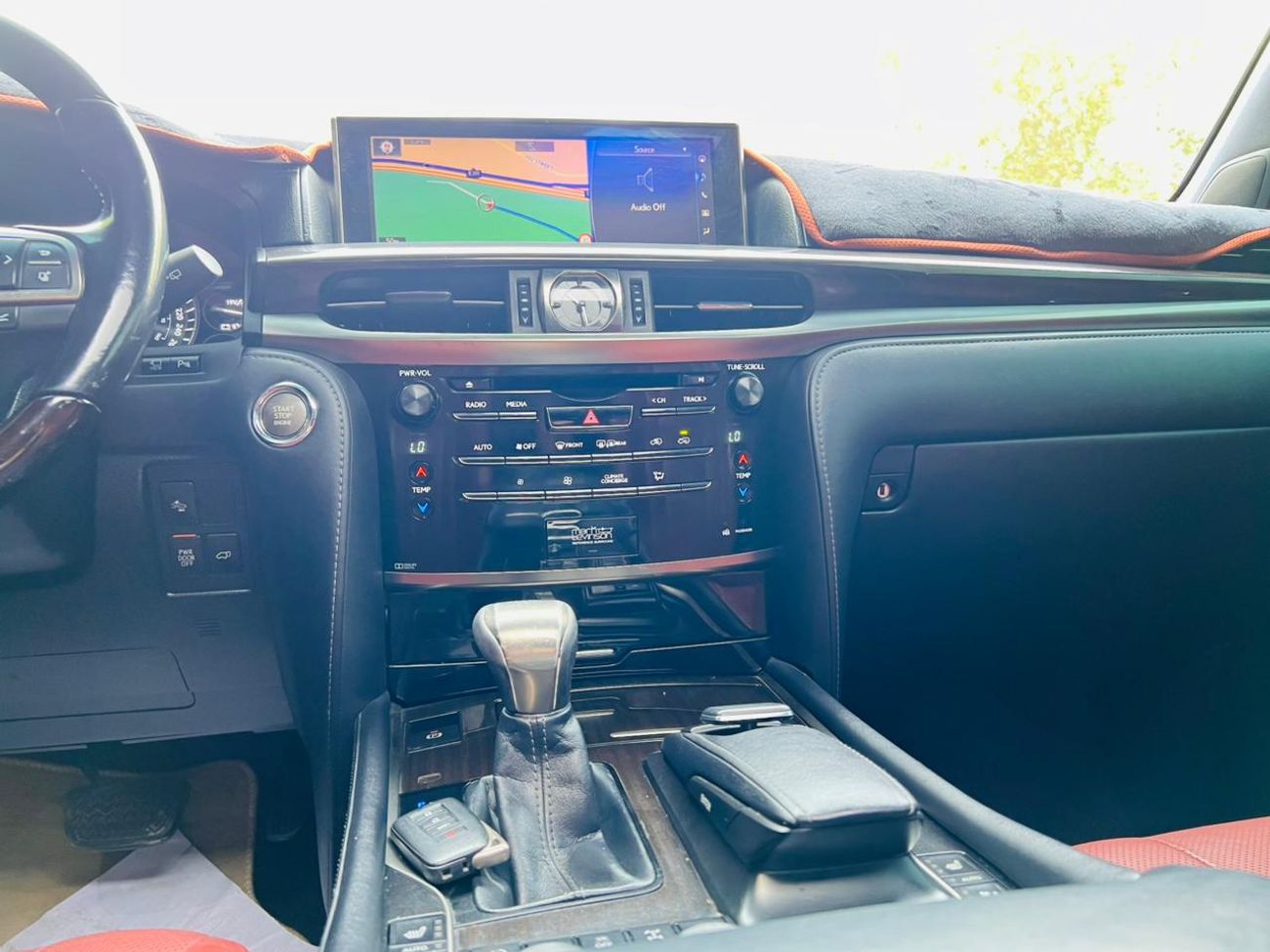 لكزس LX 570 Sport 5.7L