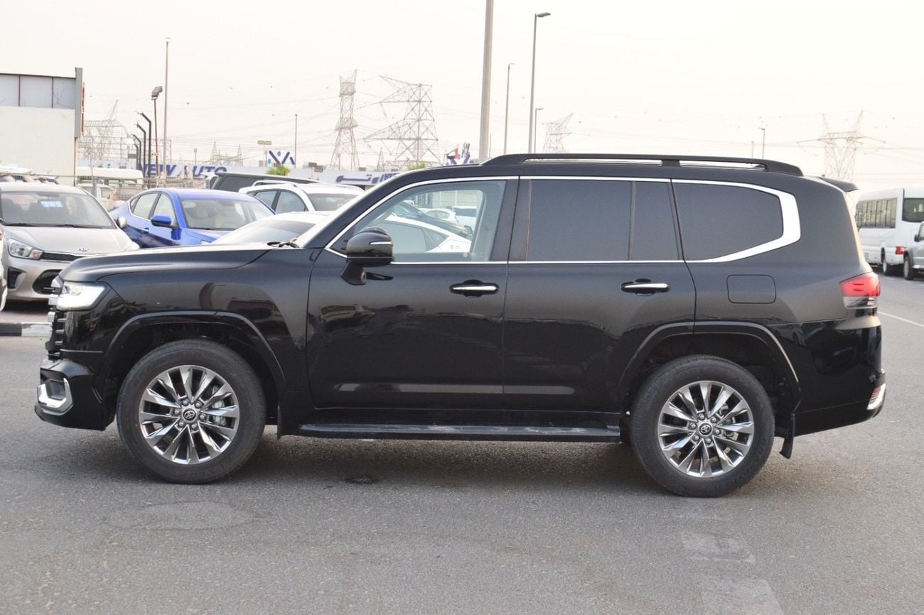 Toyota Land Cruiser Land cruiser zx black 2022 Full option
