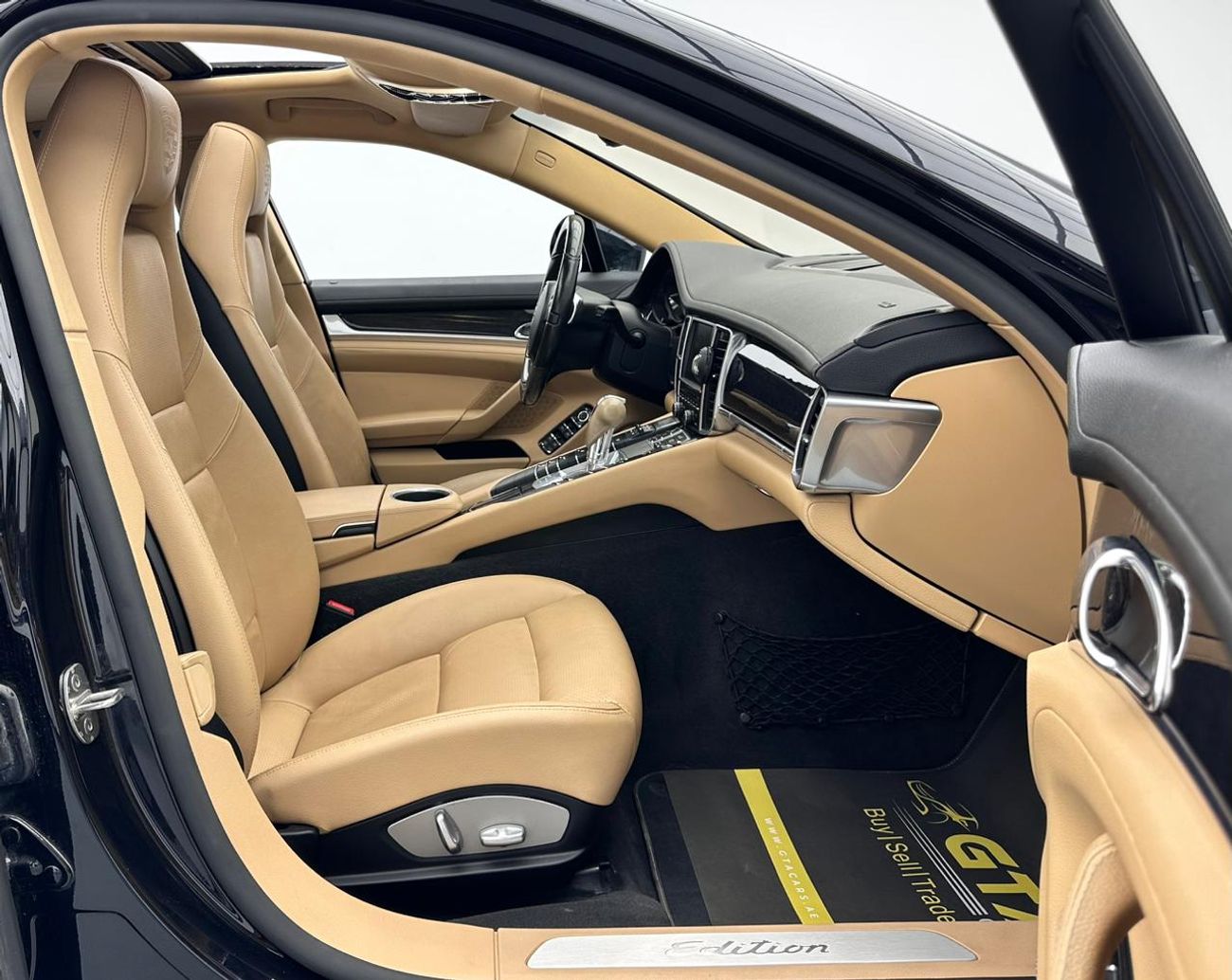 بورش باناميرا 2016 Porsche Panamera Edition, Excellent Condition, GCC