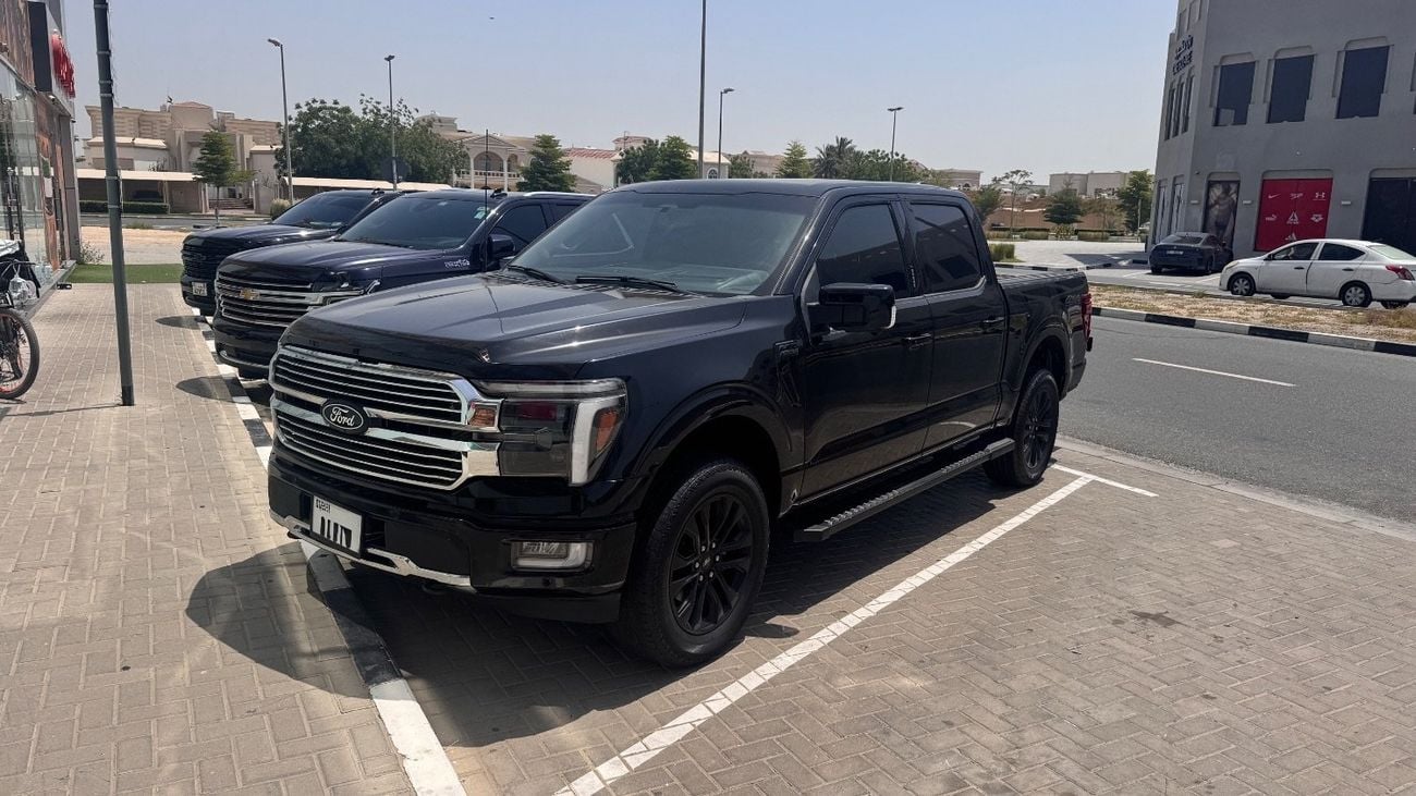 Ford F-150 LARIAT CREW CAB
