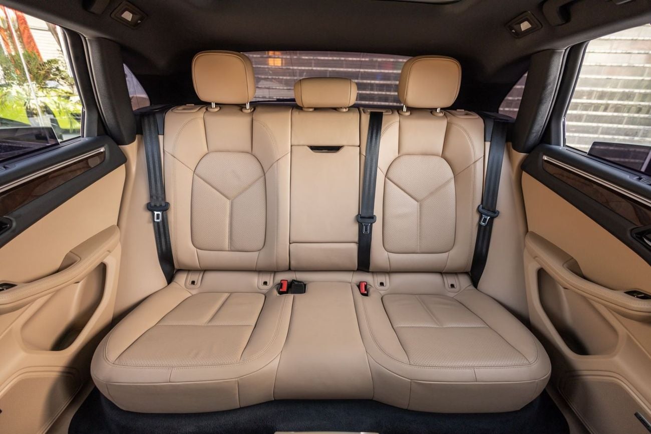 Porsche Macan STD Porsche Macan 2023 GCC | Agency Warranty