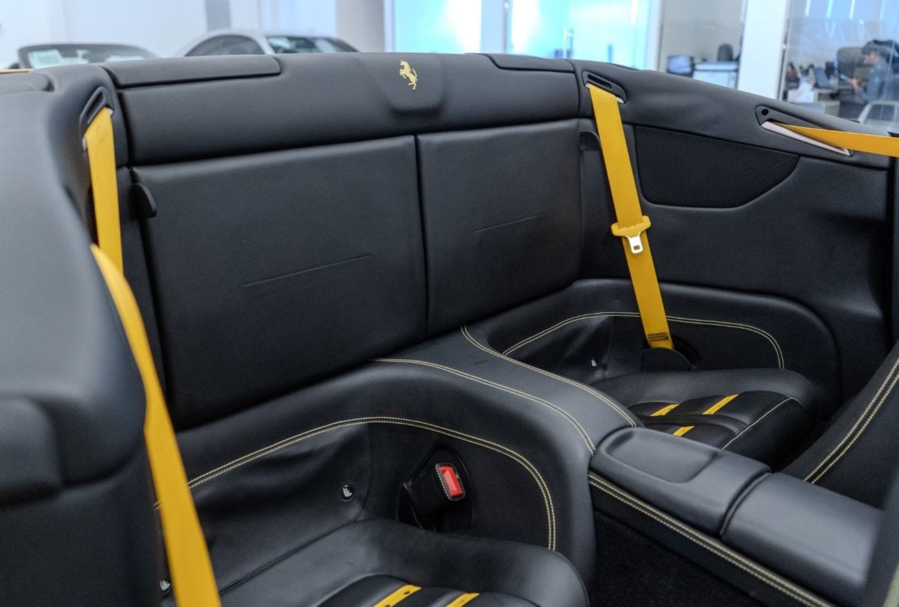 Ferrari California Std 4.3L (483 HP) 2013 Ferrari California, With Service Contract, Excellent Condition GCC Specs