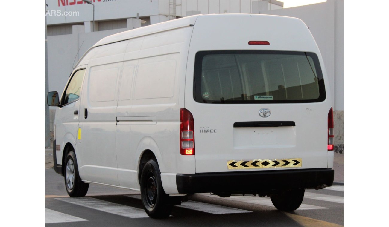 Toyota Hiace Toyota Hiace Van 2014 GCC in excellent condition without accidents, very clean from inside and outsi