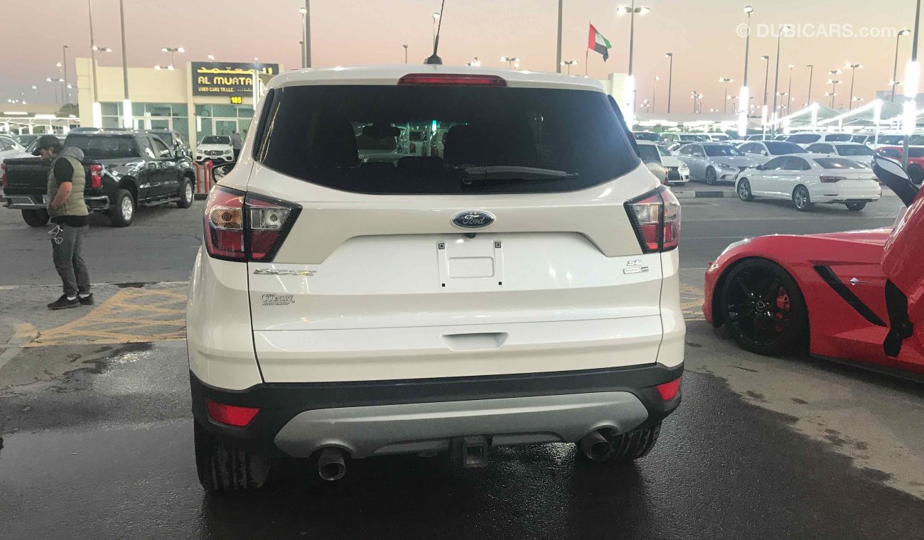 Ford Escape بيع او مبادله