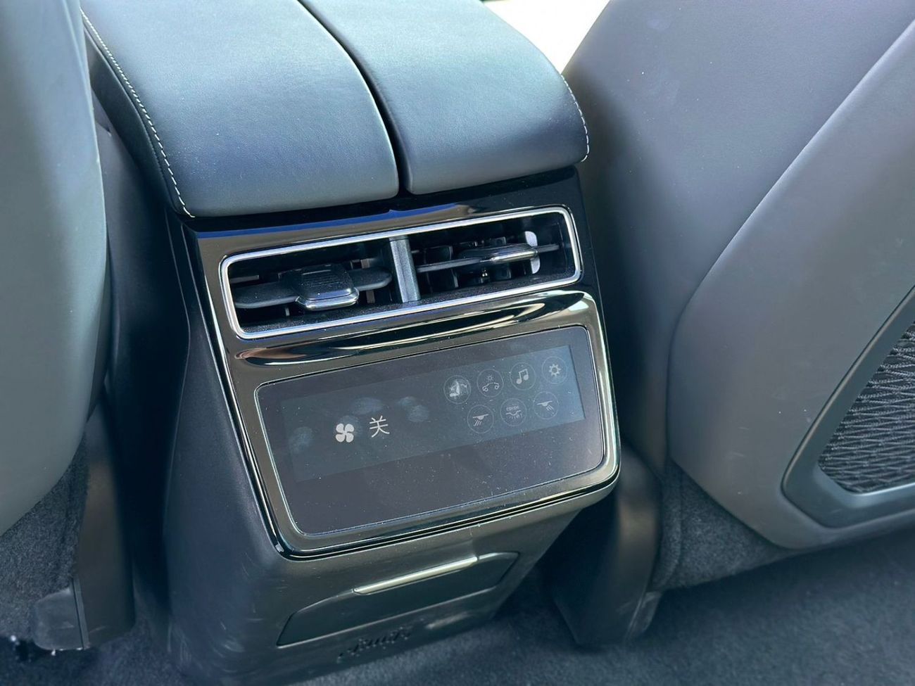 Zeekr 001 ZEEKR 001 ME 2023