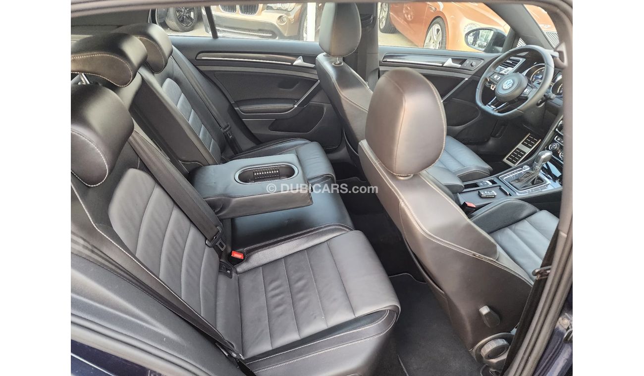 فولكس واجن جولف Volkswagen Golf R_Gcc_2016_Excellent_Condition _Full option