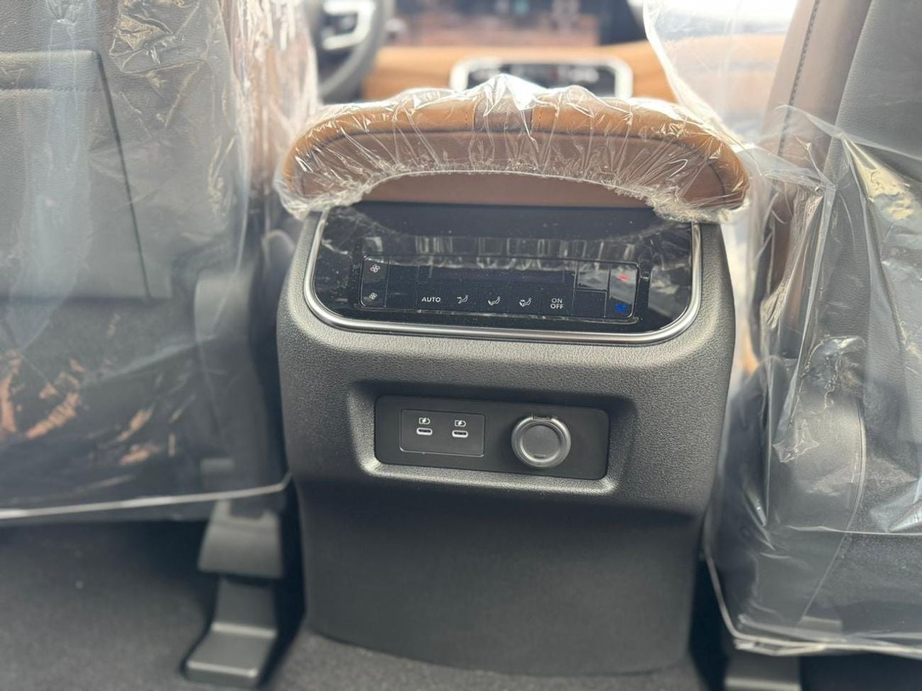 Nissan Patrol LE PLATINUM CITY 26/25