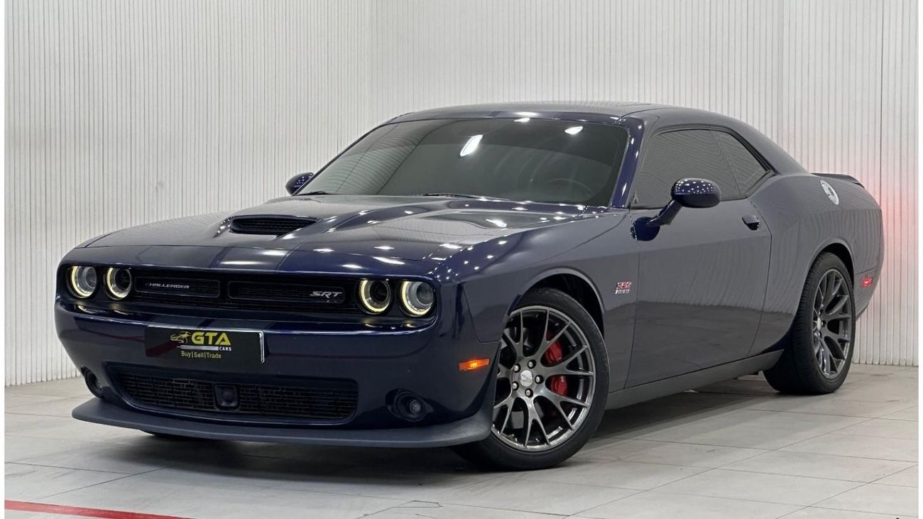 دودج تشالينجر 2016 Dodge Challenger SRT 392 Hemi, Full Dodge Service History, Excellent Condition, GCC