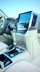 Toyota Land Cruiser 2018 Model GXR Diesel Engine V8 Full Option Very Clean and Perfect Condition