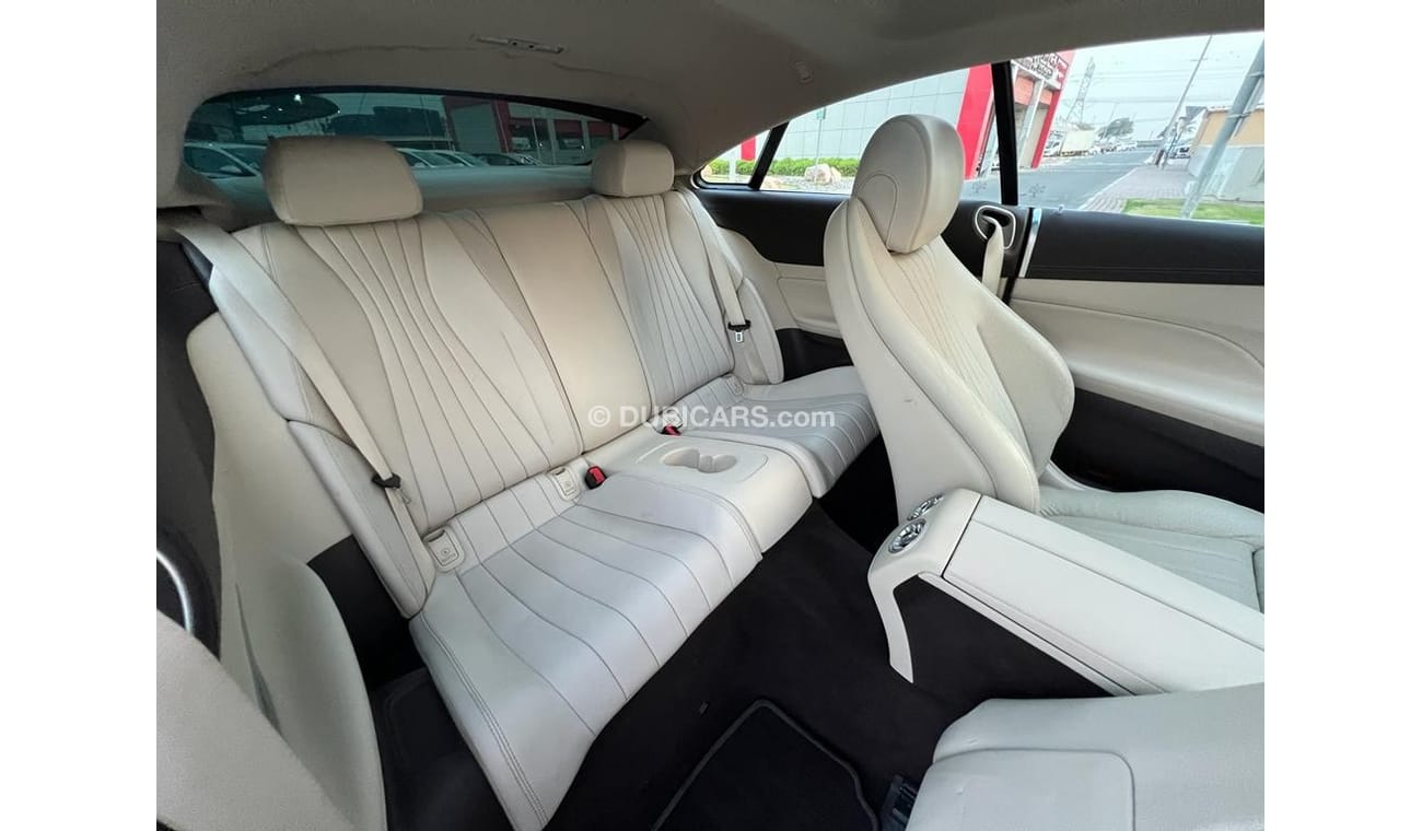 Mercedes-Benz E 400 Coupe MERCEDES BENZ E400 COUPE 2019 AMG FULL OPTION WITH DEALER WARRANTY