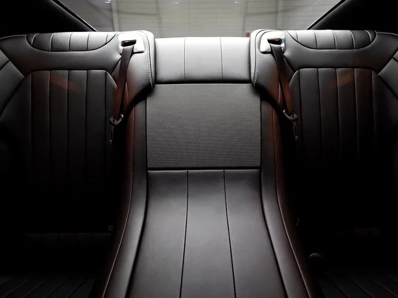 أستون مارتن فنجنس by Khan