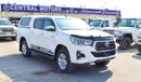 Toyota Hilux SR5 with canopy