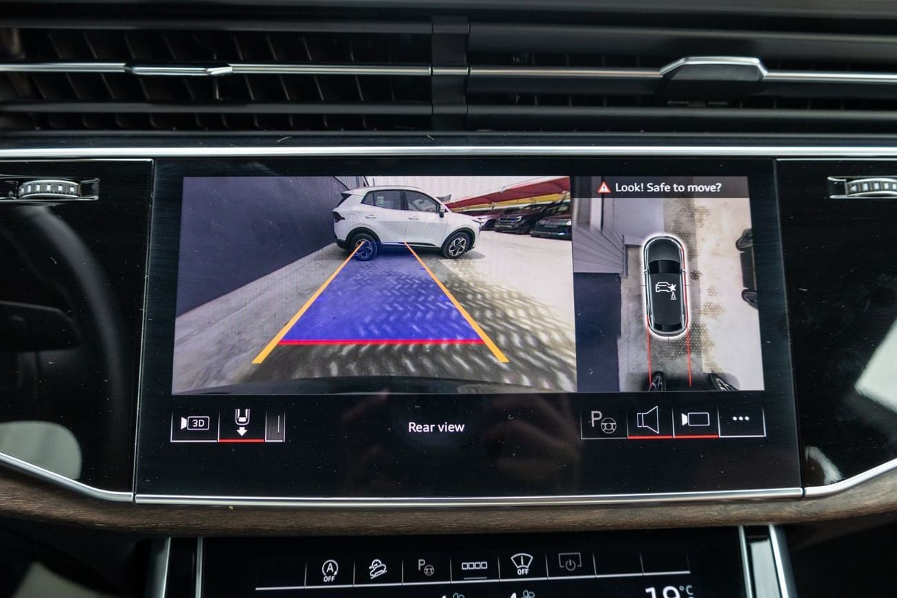 أودي Q8 55 TFSI quattro (340 HP)