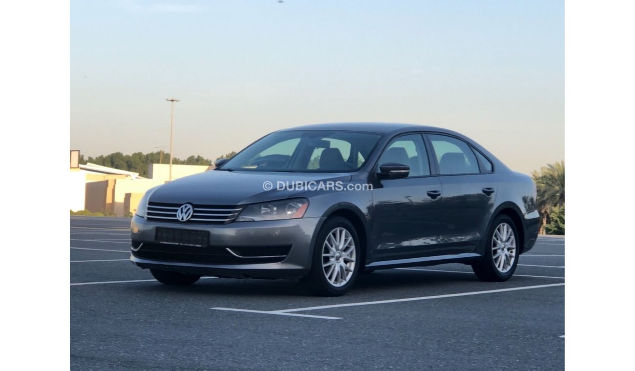 Volkswagen Passat MODEL 2014 GCC CAR PERFECT CONDITION INSIDE AND OUTSIDE
