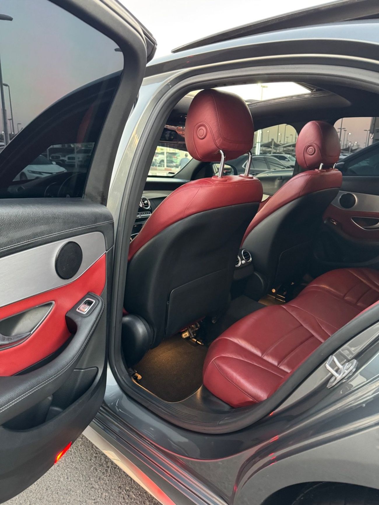 مرسيدس بنز C 200