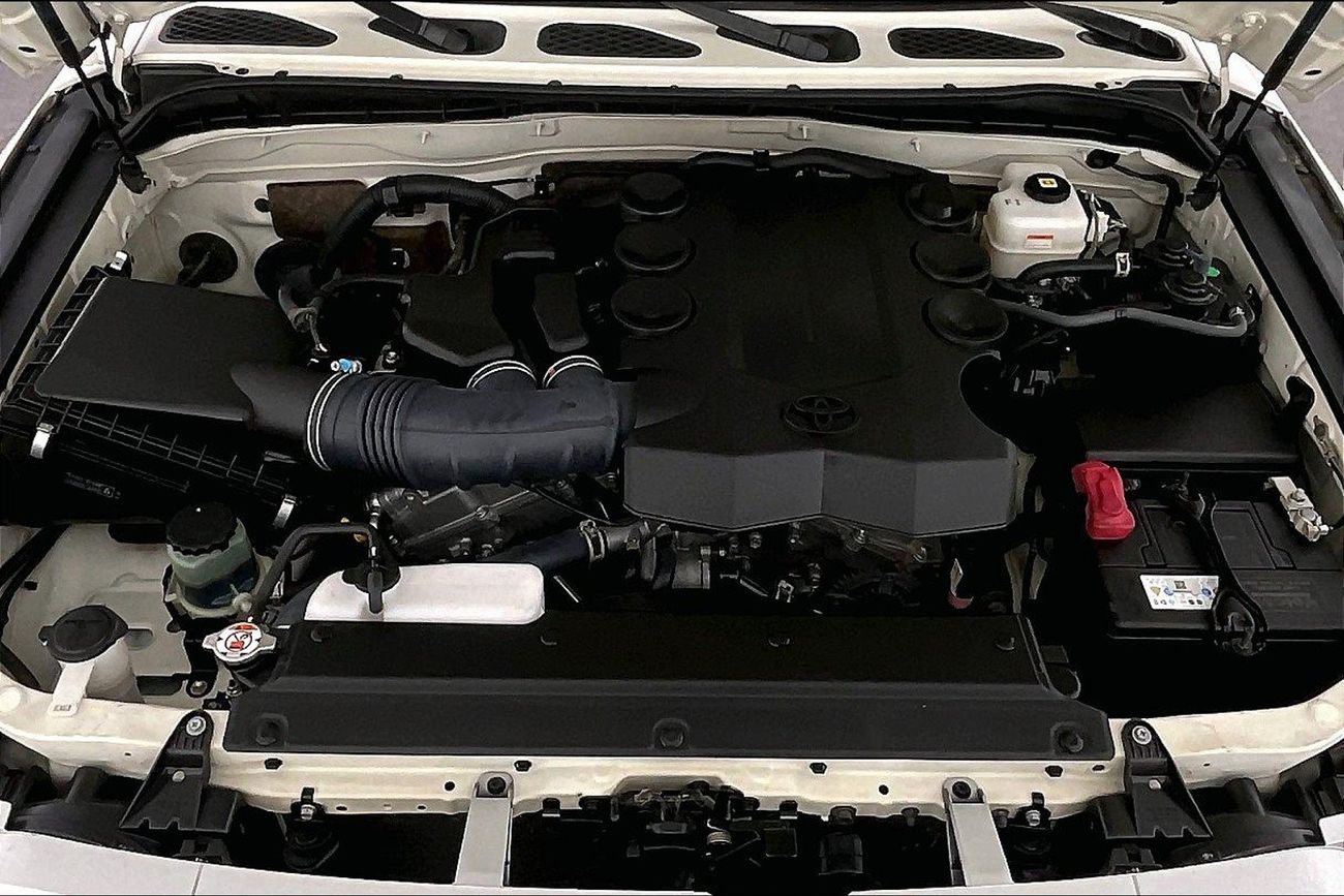 Toyota FJ Cruiser GXR | Guaranteed Warranty | 0 Down Payment