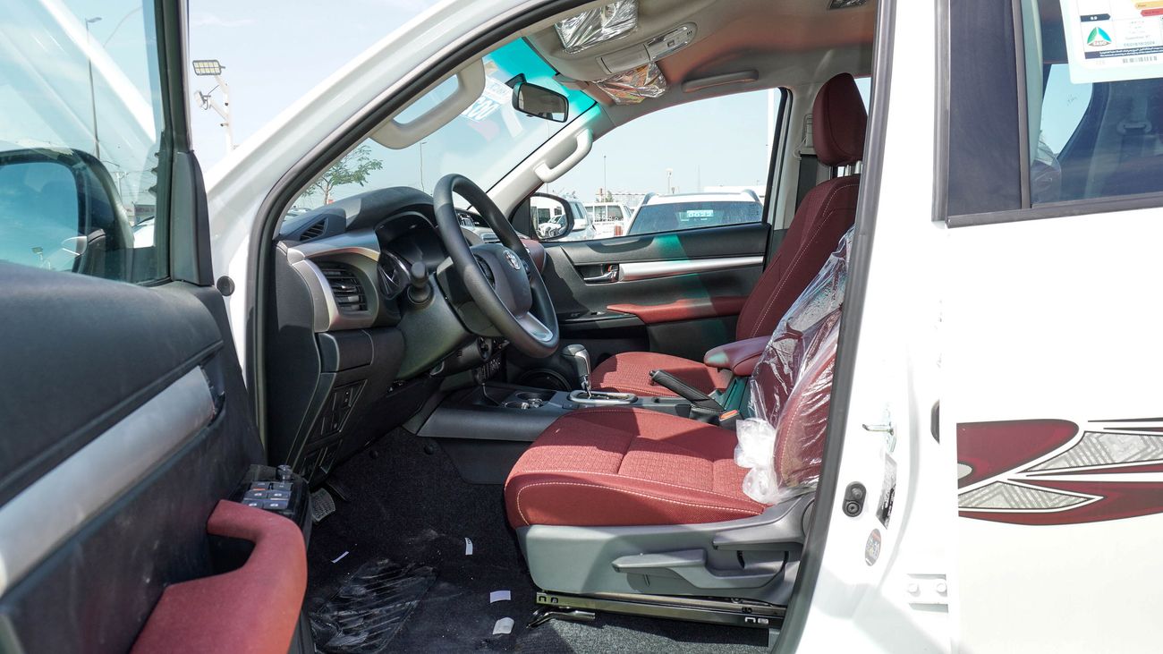 Toyota Hilux S-GLX SR5  2.7L 4WD A/T