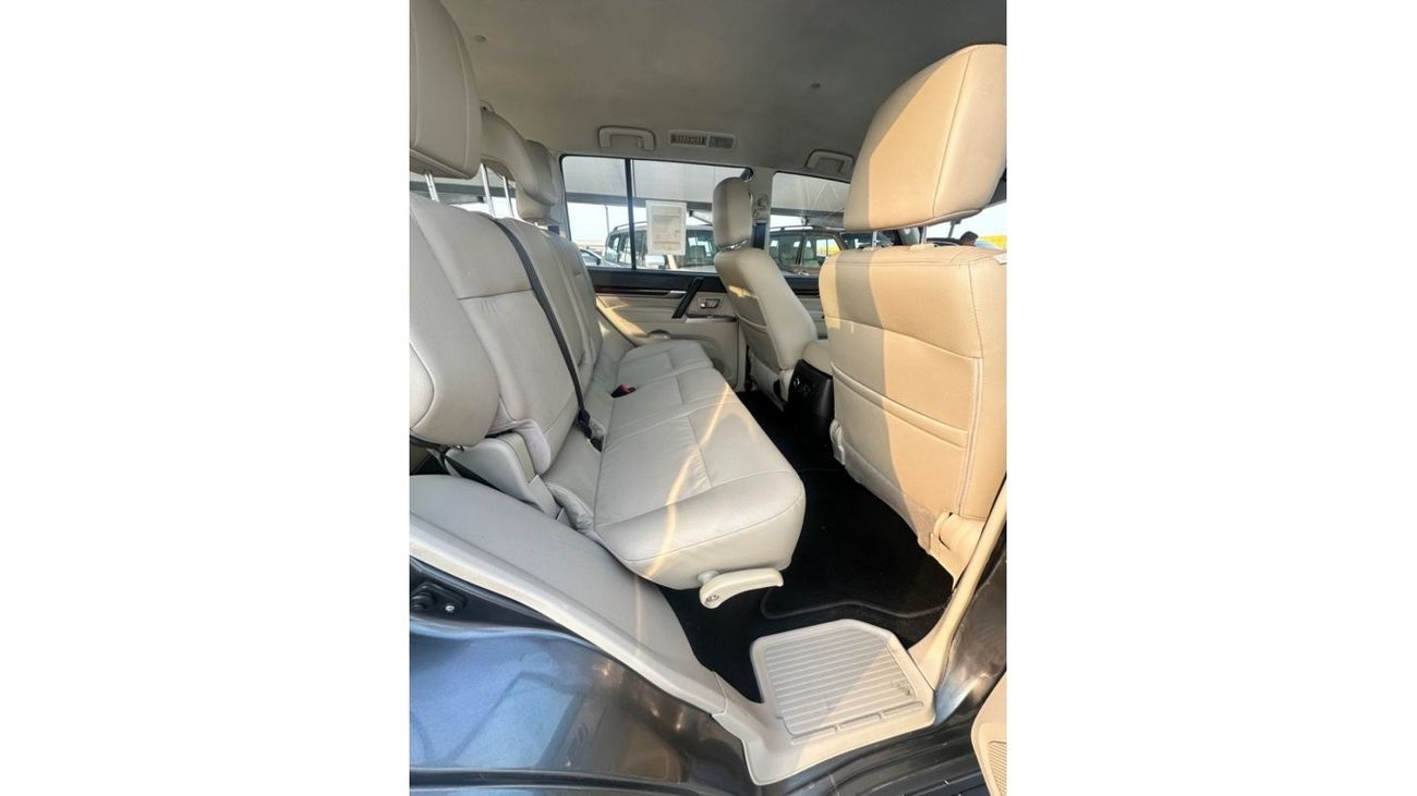 Mitsubishi Pajero GLS Highline Top باجيرو GCC2017