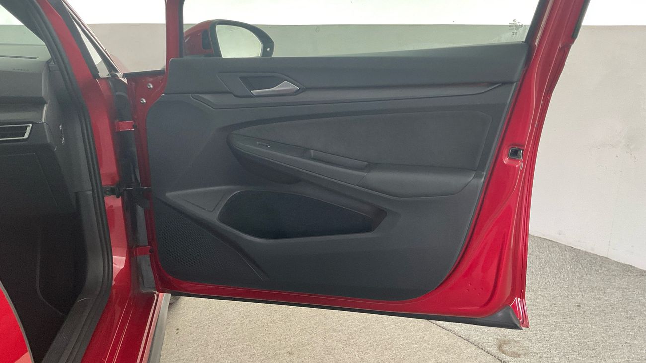 فولكس واجن جولف GTI - Cloth | upto AED 20,000 Ramadan Discount | شامل الضمان | 0 ﺪﻔﻋﺓ ﺃﻮﻟﻯ