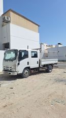 Isuzu NPR Gcc / Excellent condition