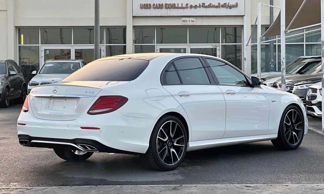 Mercedes Benz E43 AMG SPORT