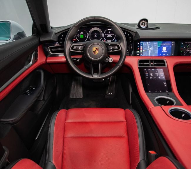 Porsche Taycan 4S, миниатюра 26