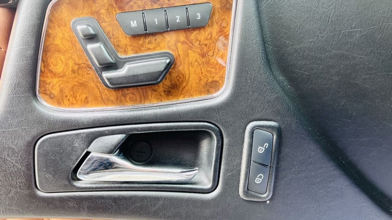 مرسيدس بنز G 63 AMG FULL SERVICE HISTORY | MERCEDES G 63 AMG 2013 | GCC | ORIGINAL PAINT | NO ACCIDENTS