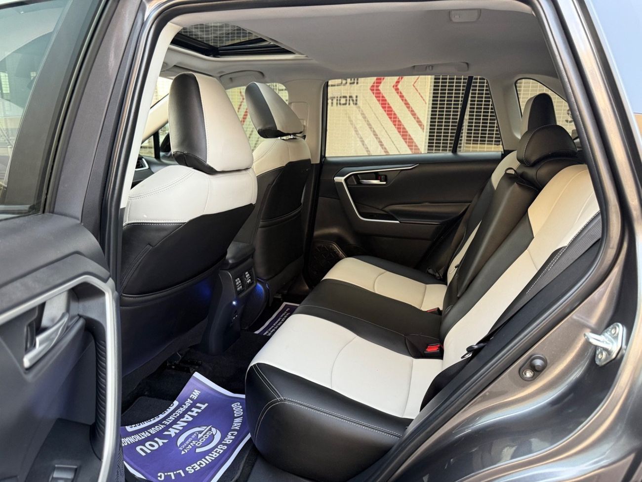 Toyota RAV4 2023 XLE LIMITED AWD SUNROOF FULL OPTION CANADA SPEC