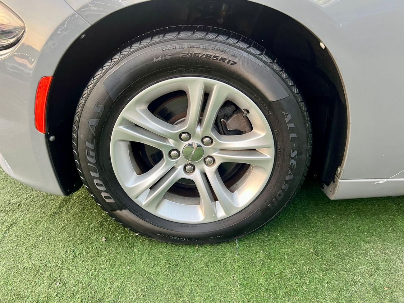 Dodge Charger SXT 3.6L free accedant original paint warranty one year