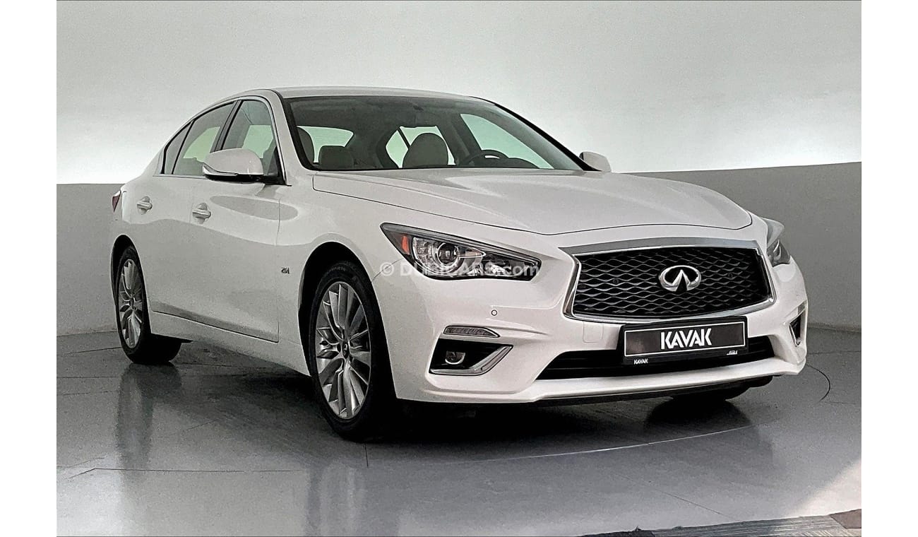 Used Infiniti Q50 Luxury / Sensory 2019 for sale in Dubai 610500
