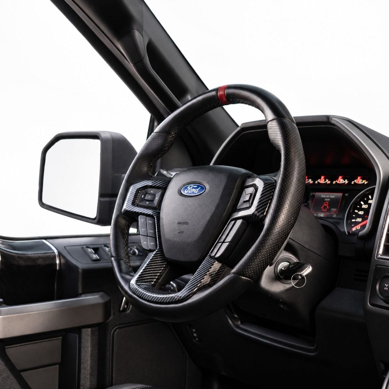 Ford F-150 RAPTOR CREW CAB LUX 3,265 P.M • 0% Downpayment • F-150 Raptor • 1 Year Warranty