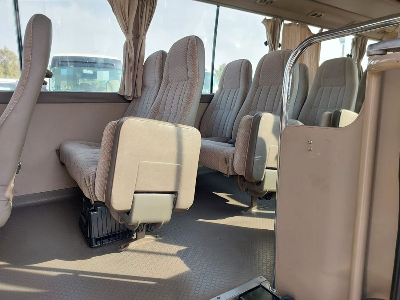تويوتا كوستر TOYOTA COASTER BUS RHD 1998 MODEL 4.2L DIESEL AUTOMATIC(PM00847)