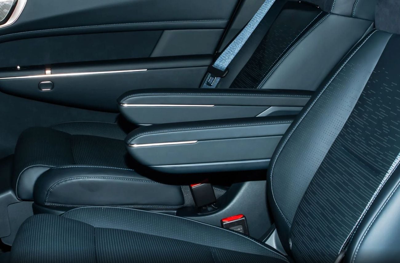 لينك أند كو 900 2.0T Ultra