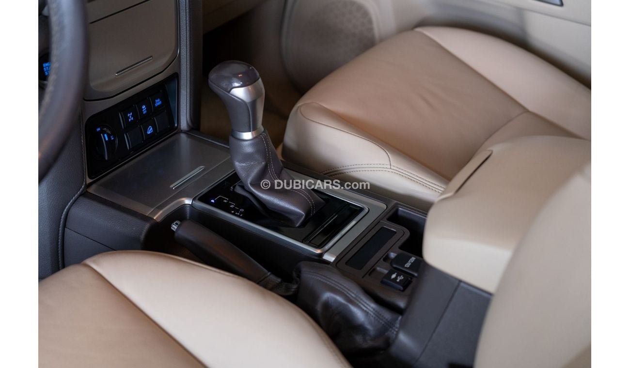 Toyota Prado 2019 Toyota Land Cruiser Prado VXR / Arctic Trucks AT32 Conversion / Full-Service History